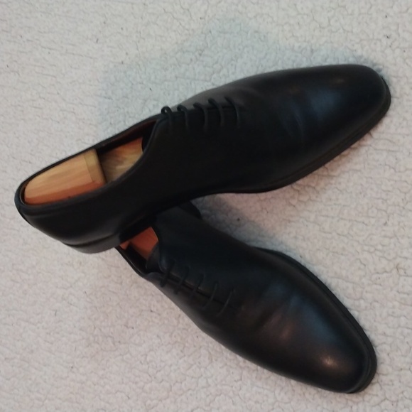 Like New Dolcara Black Wholecut Leather Shoes 10.5 US = 44 EU - Picture 3 of 15